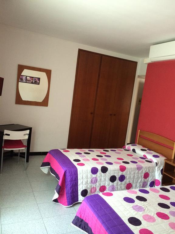 Hostal Bonavista ブラナス 部屋 写真