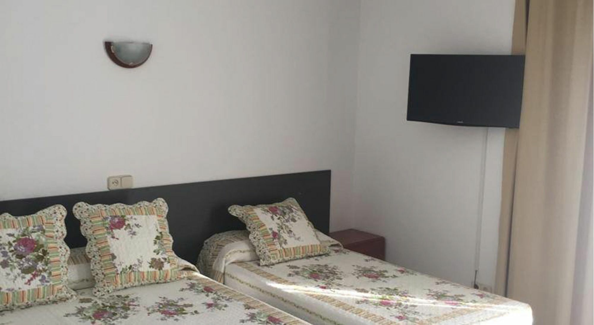 Hostal Bonavista ブラナス エクステリア 写真